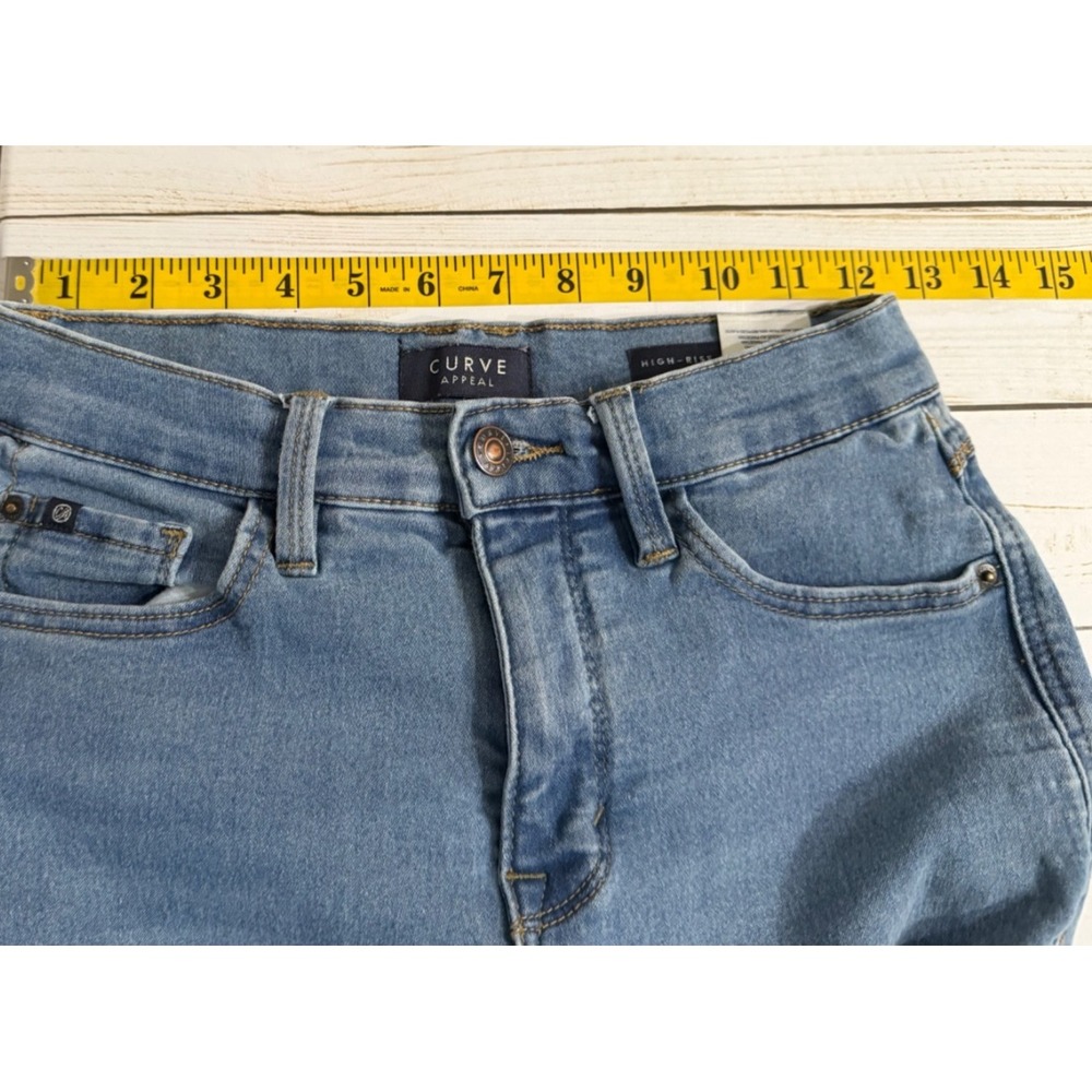 Curve Appeal High Rise Flare Jeans Size 2/26 Light Wash Stretch‎ - Picture 4 of 10
